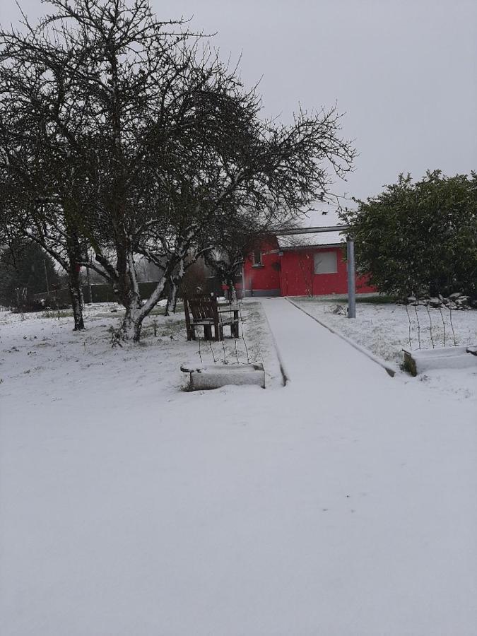 Gite De La Maison Du L.A.C Simard Buitenkant foto